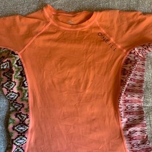 O'Neill short sleeve apricot side print rash guard swim top XL